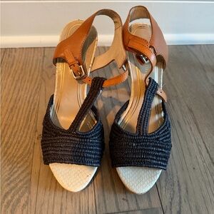 Juicy Couture Tan and Black Heels